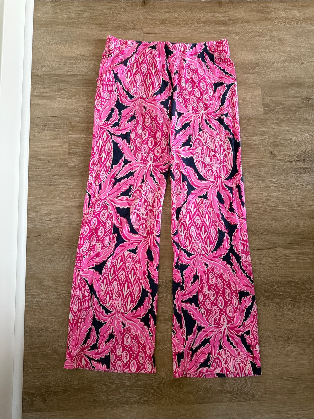 Lilly Pulitzer Hot Pink & Navy Pineapple Pants